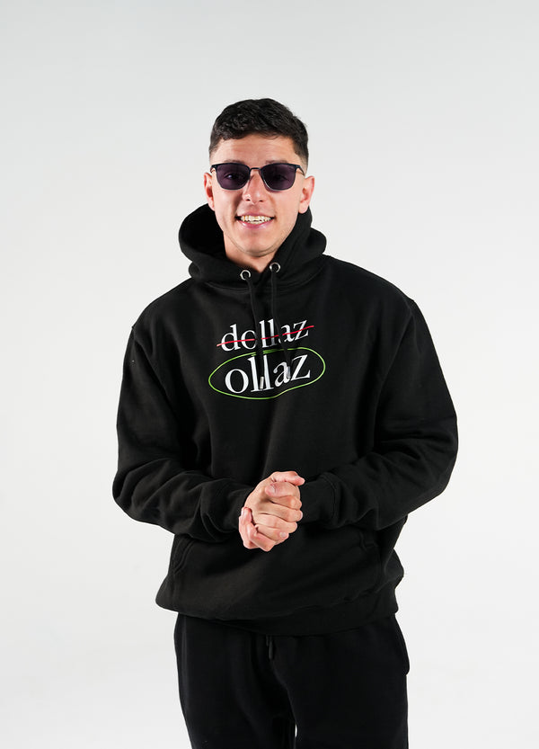 Scarlotta Twins, Ollaz